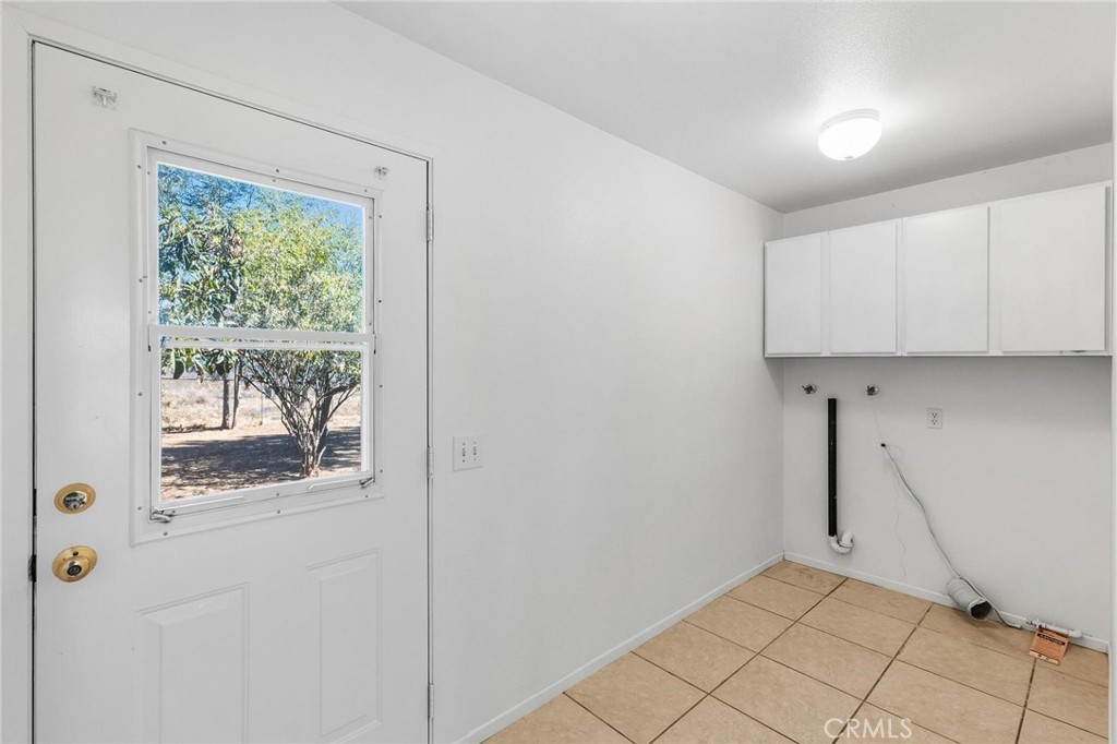38011 Vineland Street Property Photo 37