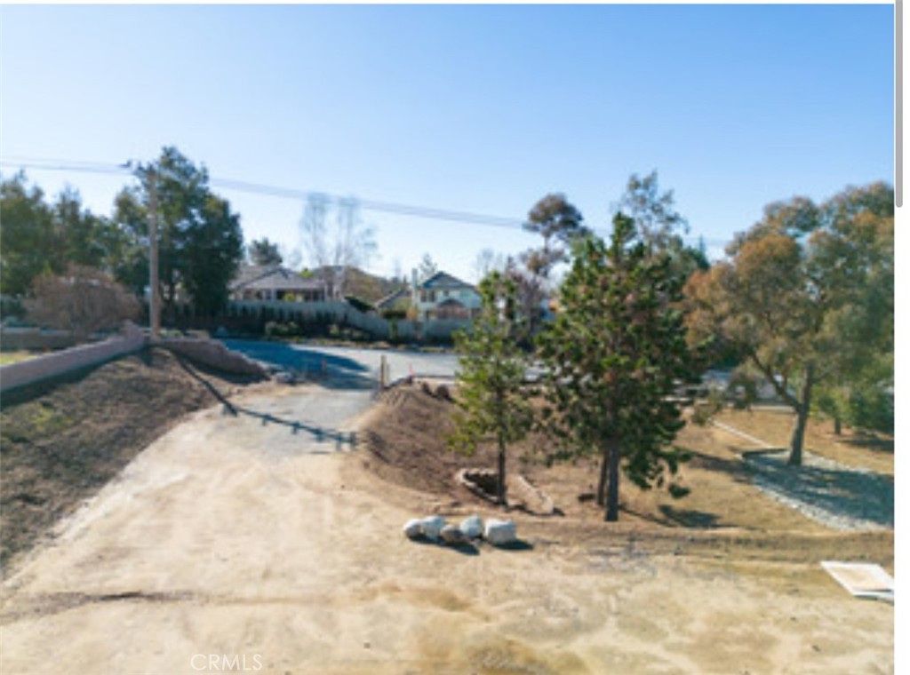 35892 Oak Glen Road Property Photo 2