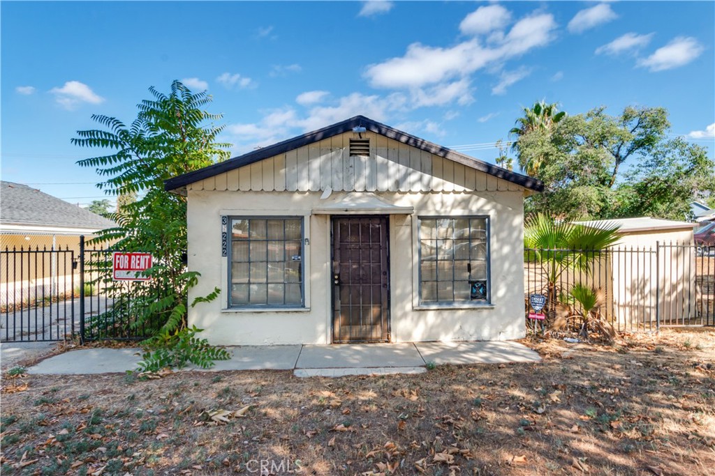35222 Yucaipa Boulevard Property Photo 1