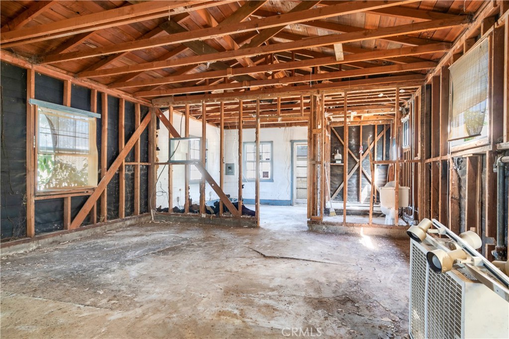 35222 Yucaipa Boulevard Property Photo 4
