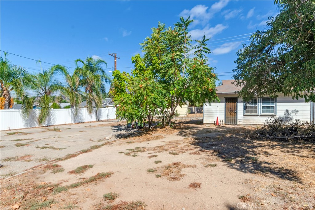 35222 Yucaipa Boulevard Property Photo 9