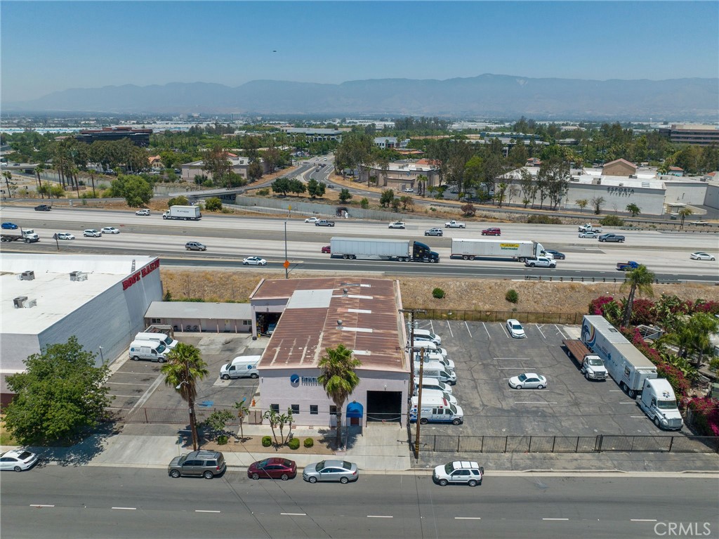 484 E Redlands Boulevard Property Photo 2
