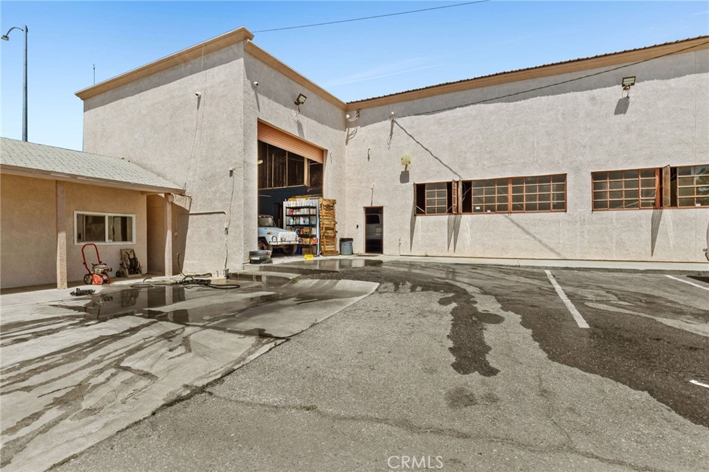 484 E Redlands Boulevard Property Photo 15