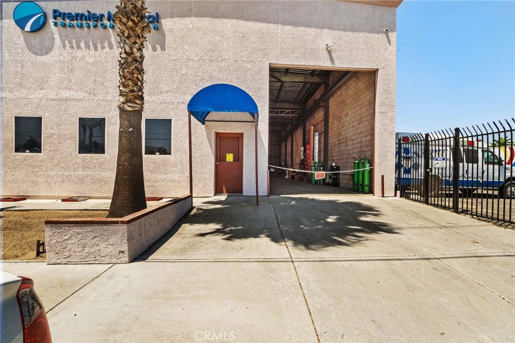 484 E Redlands Boulevard Property Photo 22