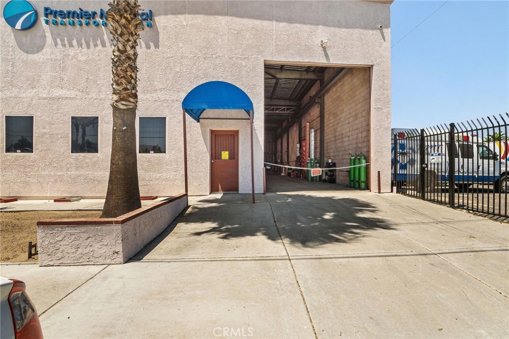 484 E Redlands Boulevard Property Photo 24