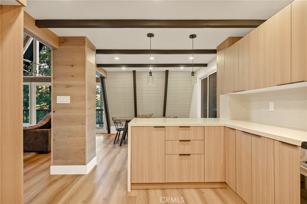 579 Golf Course Rd Property Photo 10