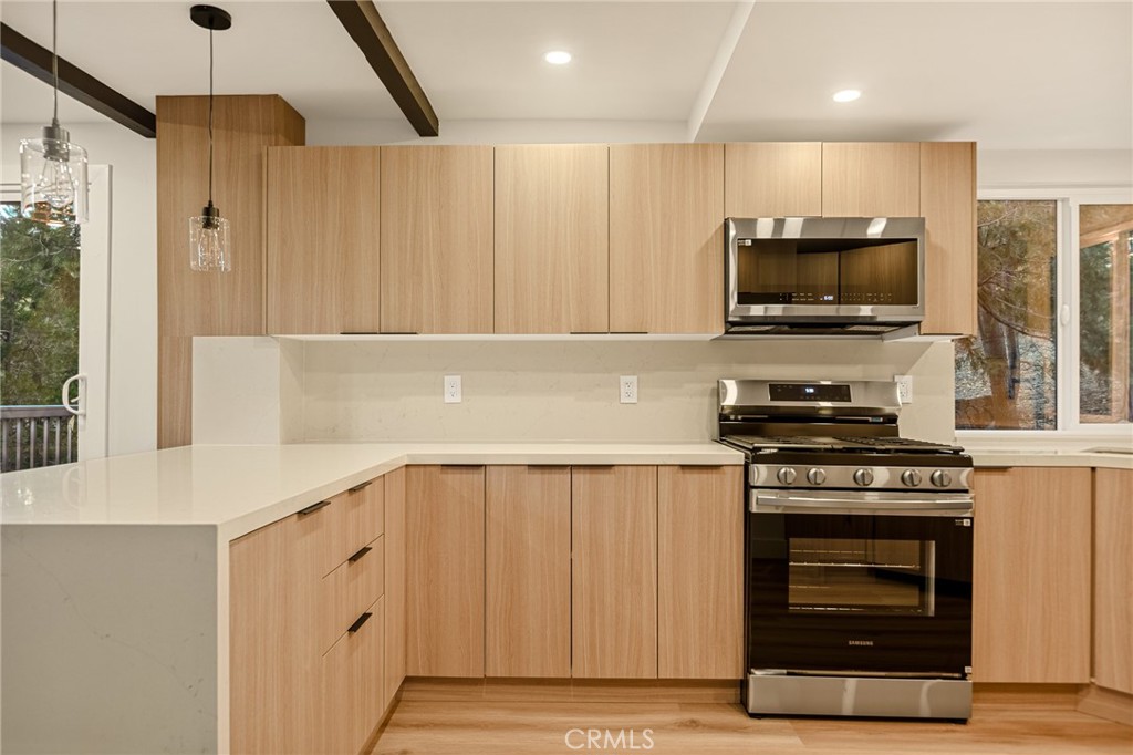 579 Golf Course Rd Property Photo 11