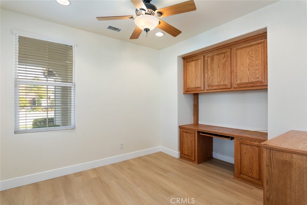 32003 Cottage Glen Drive Property Photo 8