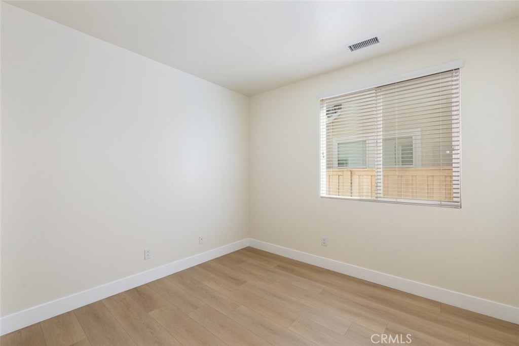 32003 Cottage Glen Drive Property Photo 15