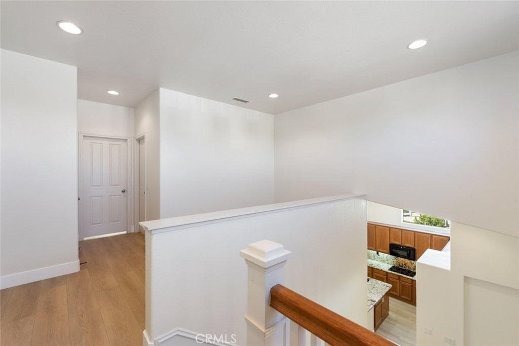 32003 Cottage Glen Drive Property Photo 22