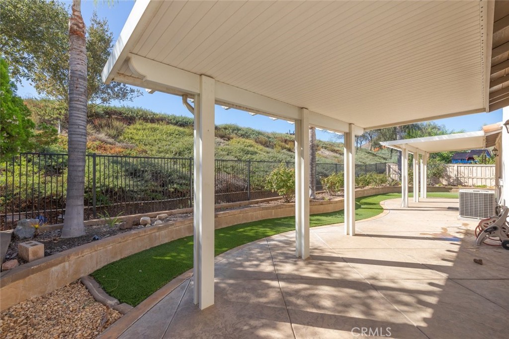 32003 Cottage Glen Drive Property Photo 25