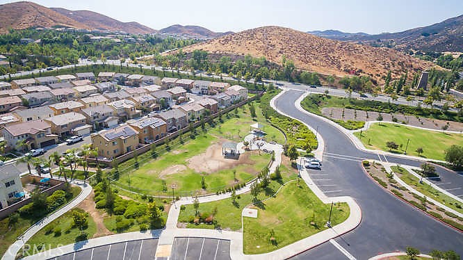 32003 Cottage Glen Drive Property Photo 53