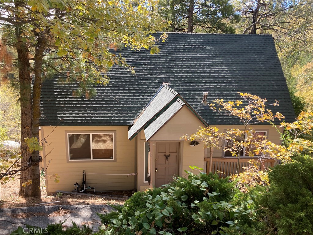 27425 Peninsula Property Photo 1