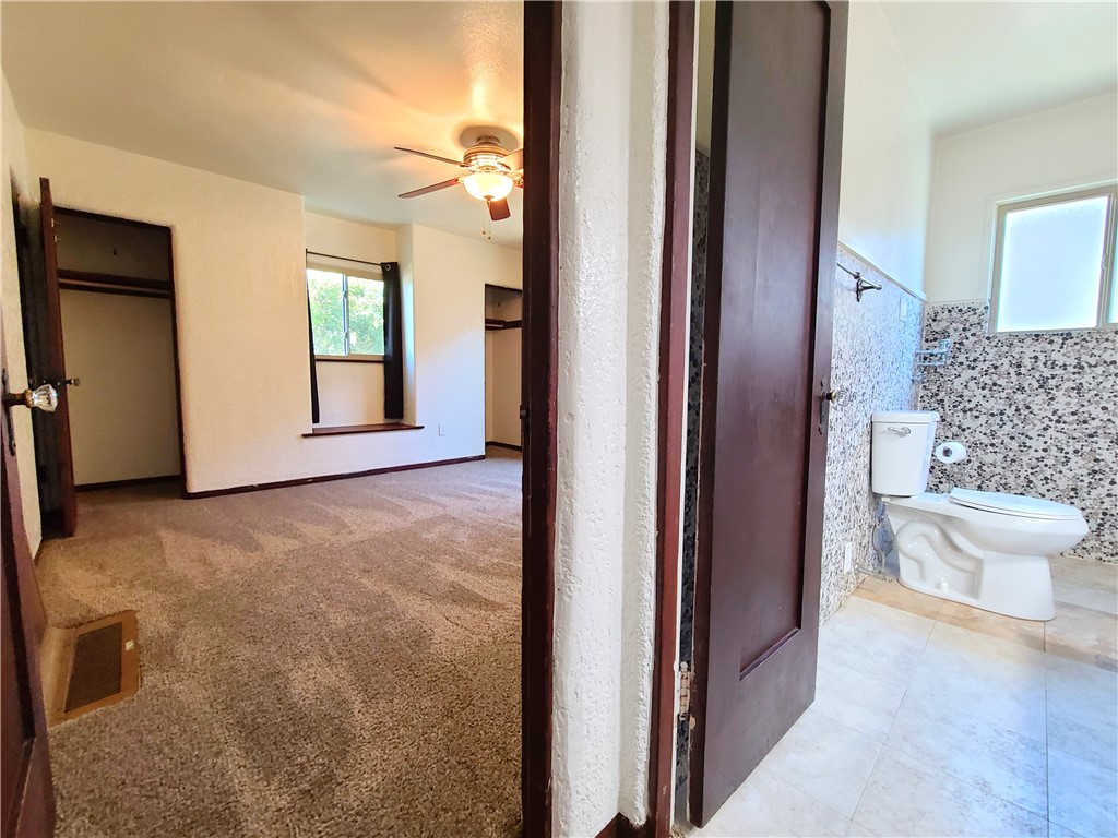 902 College Avenue Property Photo 12