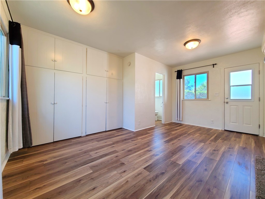 902 College Avenue Property Photo 17