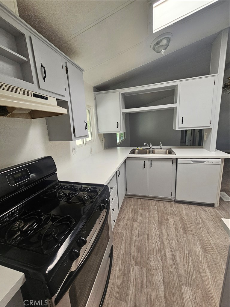1721 E Colton Avenue 33 Property Photo 18