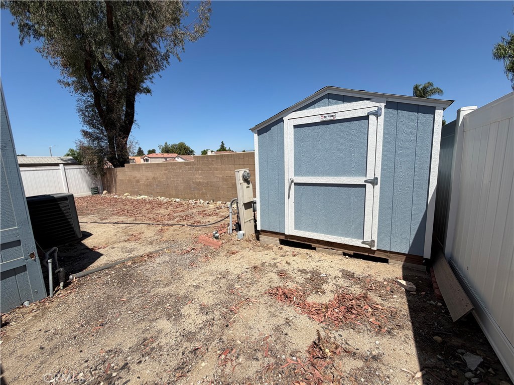 1721 E Colton Avenue 33 Property Photo 22
