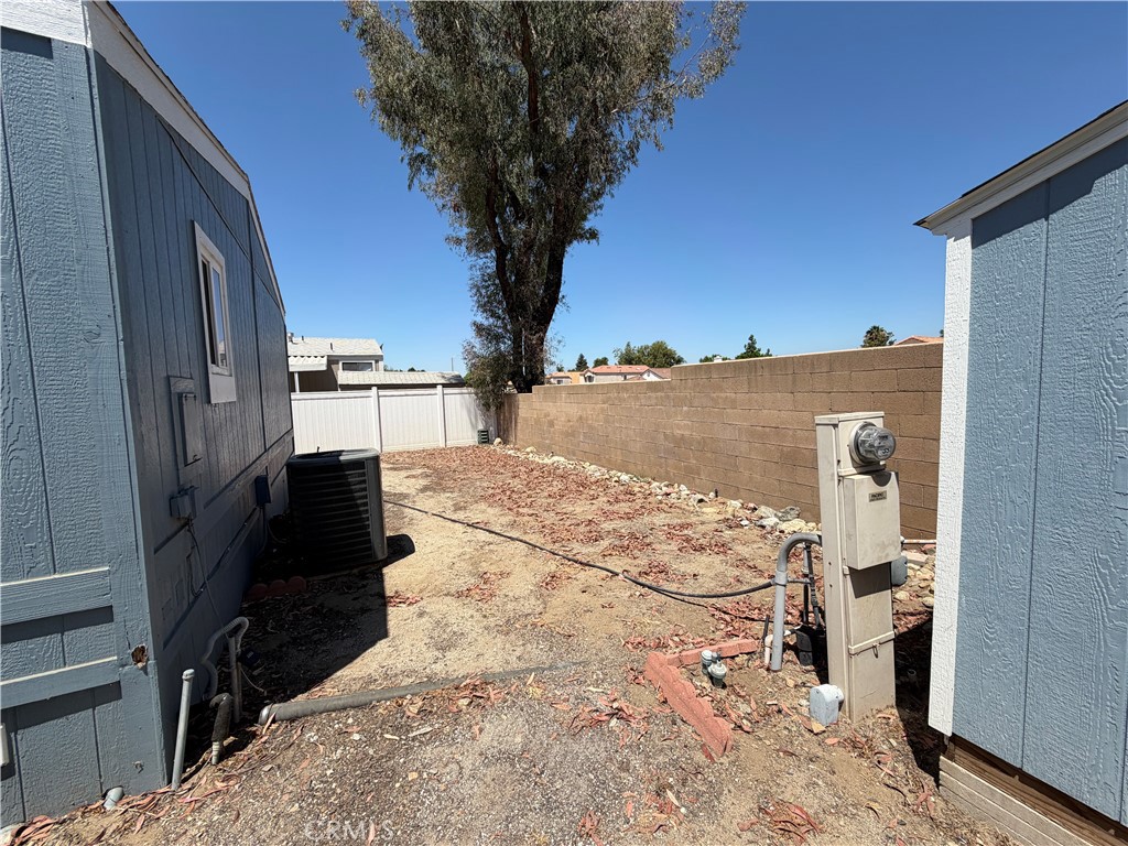 1721 E Colton Avenue 33 Property Photo 23