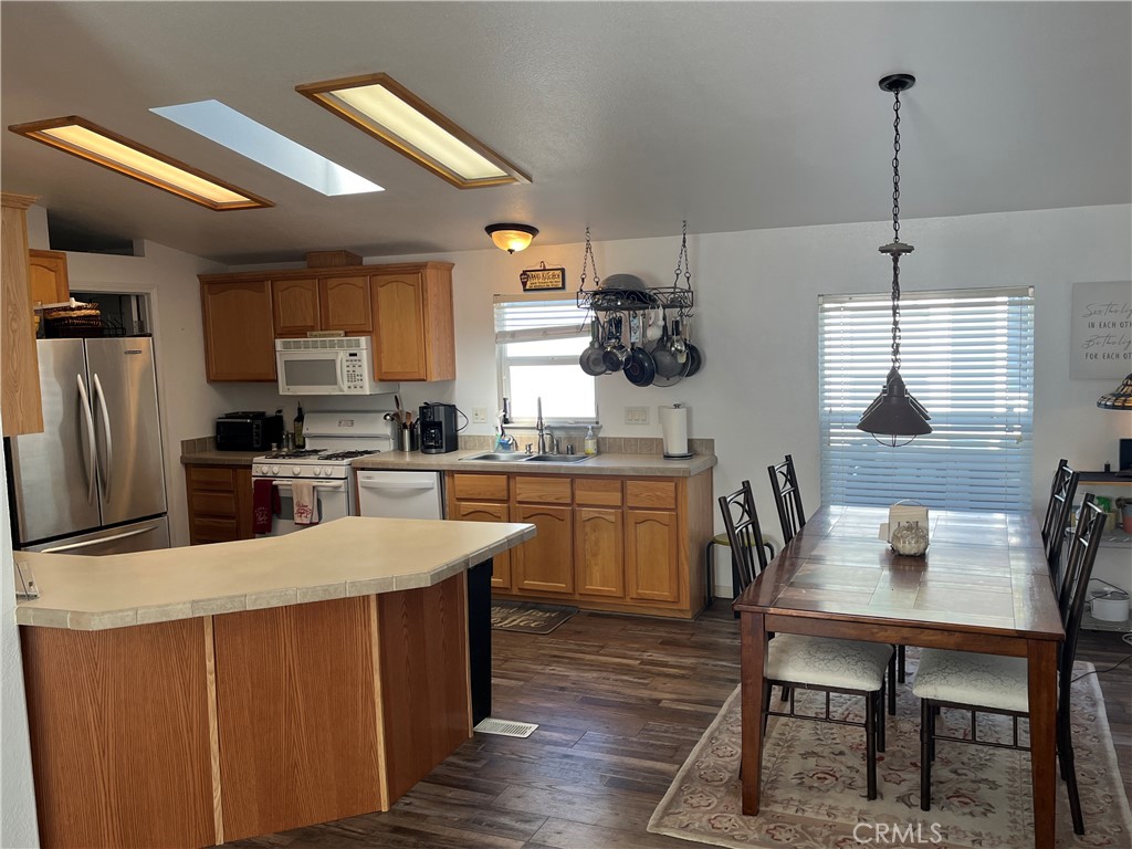 39950 7 Oaks 41 Property Photo 11