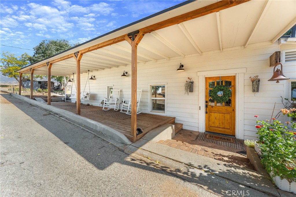 11055 Sunset Property Photo 4