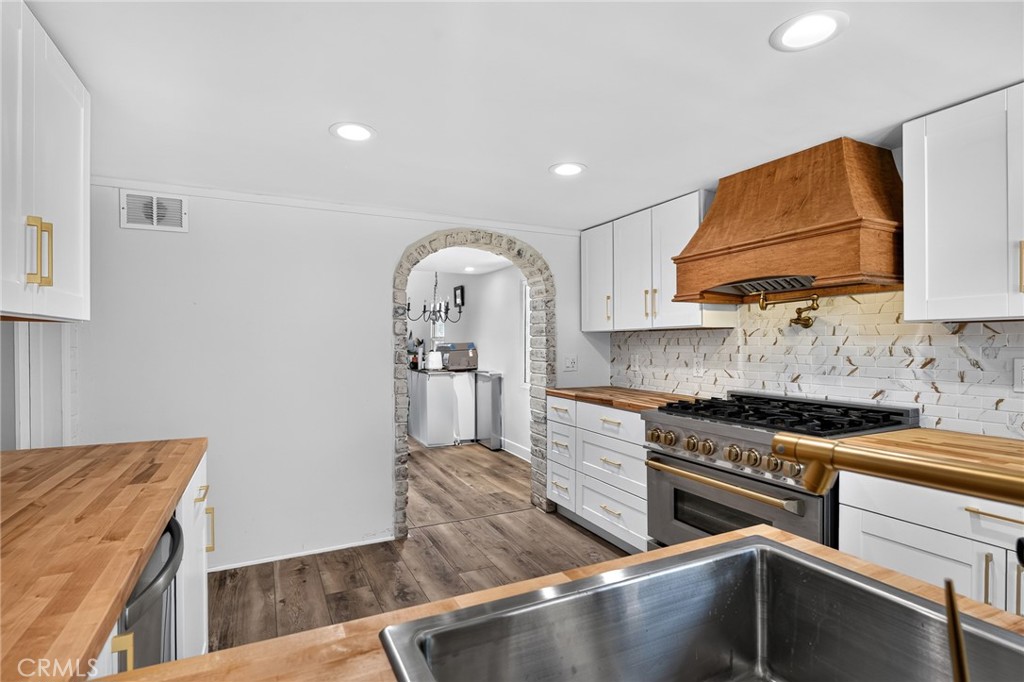 11055 Sunset Property Photo 16
