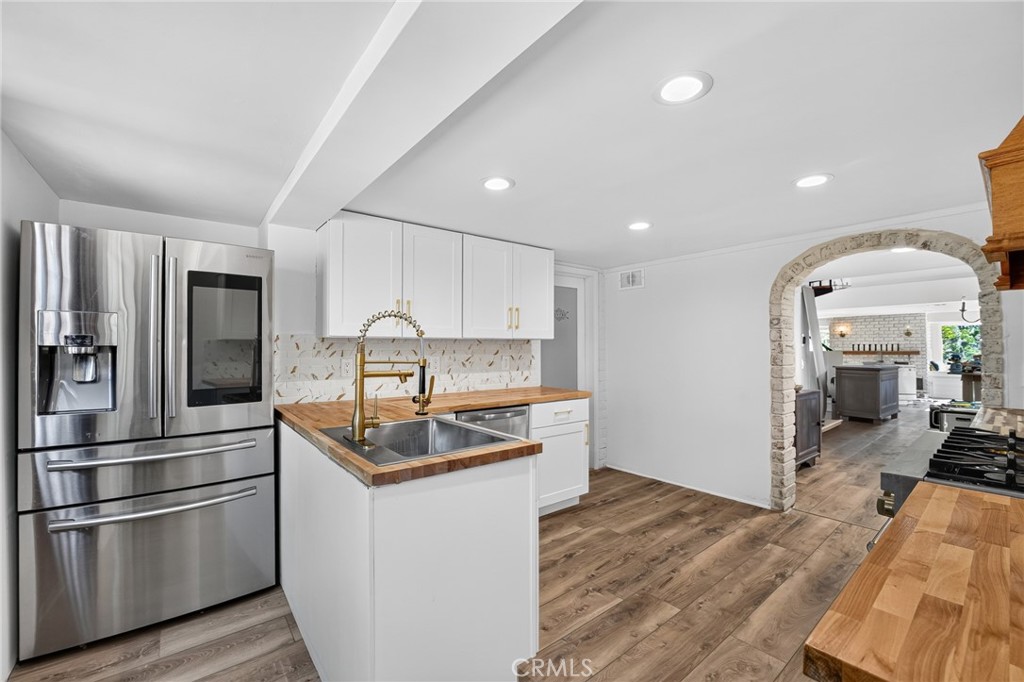 11055 Sunset Property Photo 17
