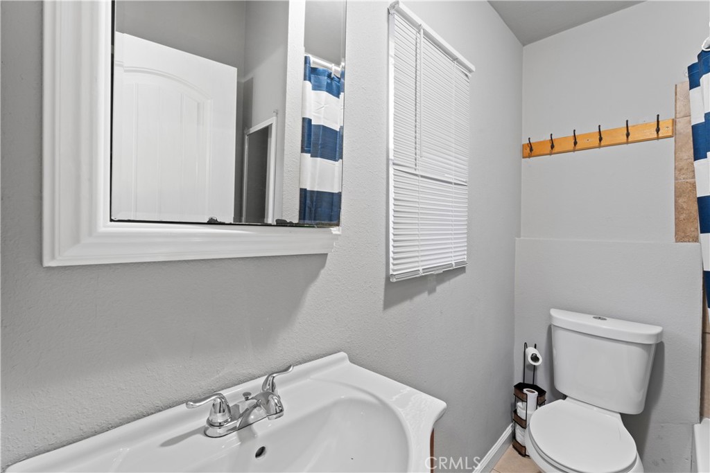 1286 Lovers Lane Property Photo 4