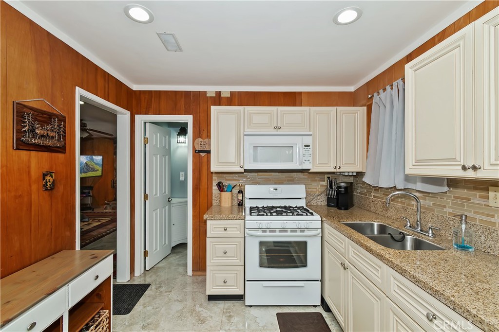 31162 All View Property Photo 19
