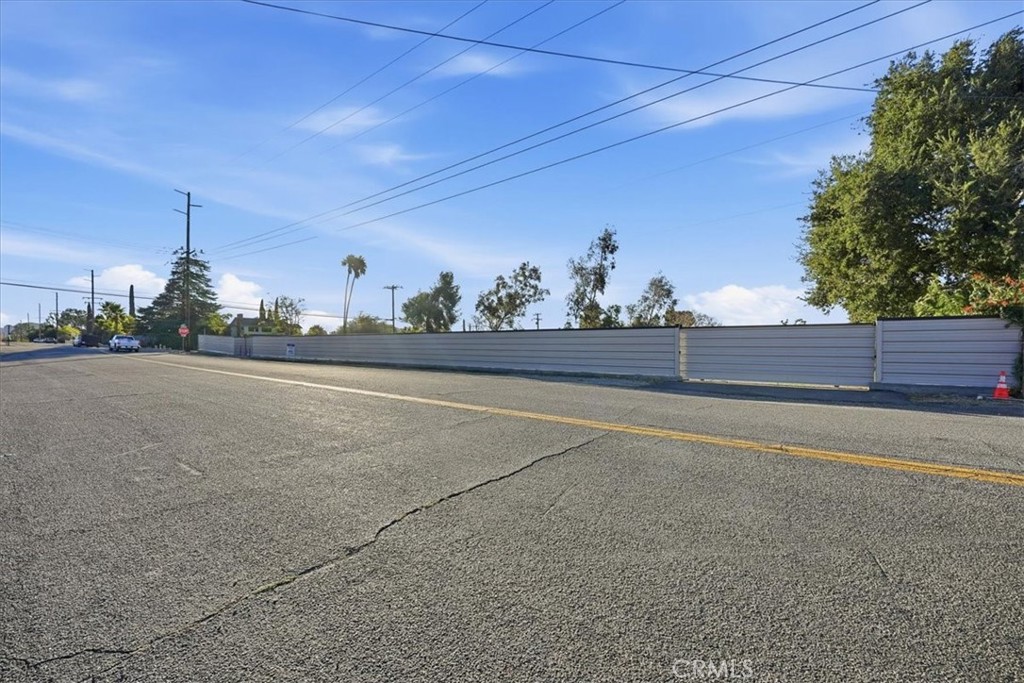 10007 Beaumont Avenue Property Photo 1