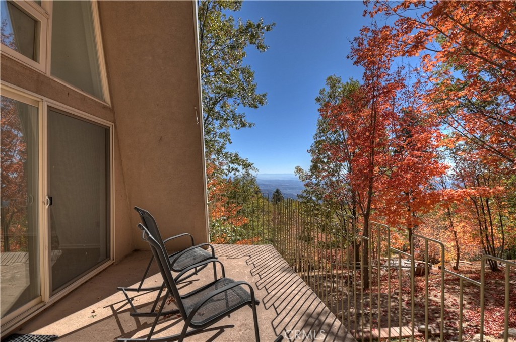 22 Holly Drive Property Photo 8