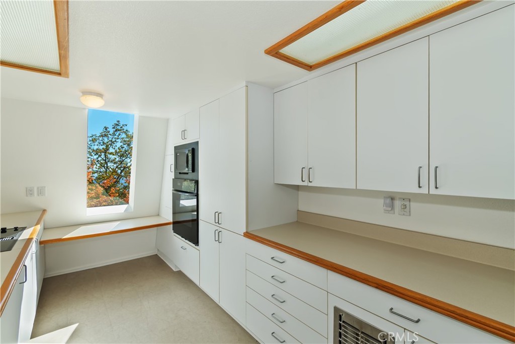 22 Holly Drive Property Photo 16