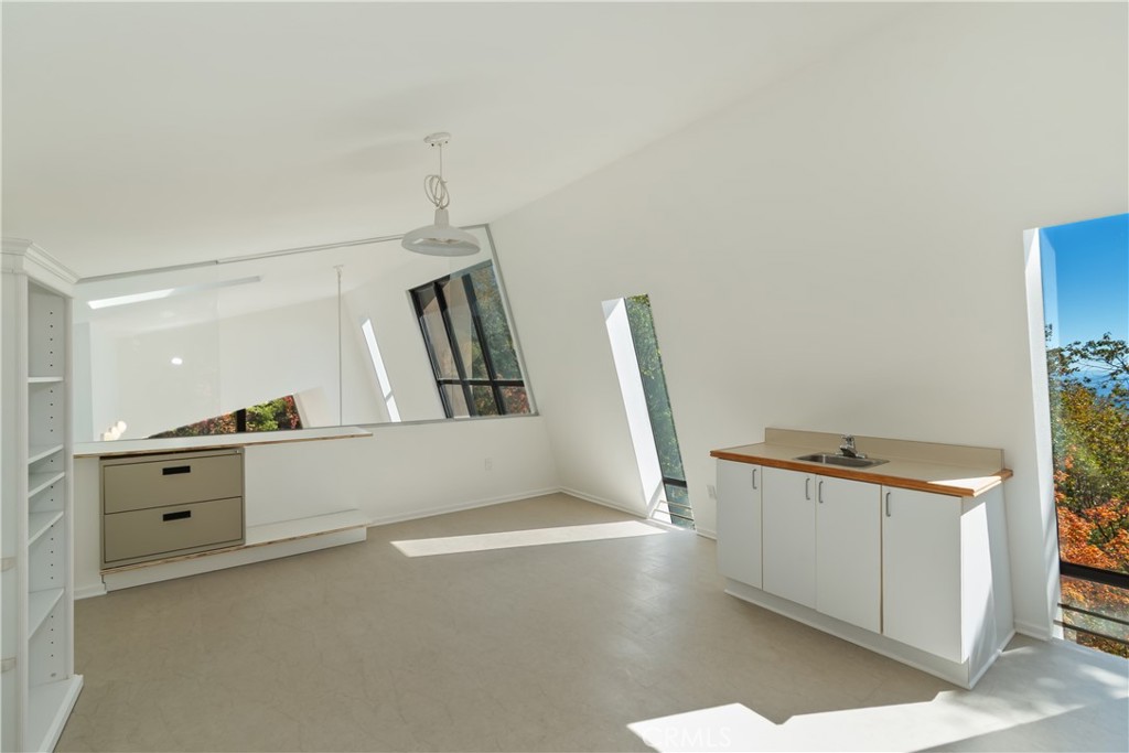 22 Holly Drive Property Photo 23