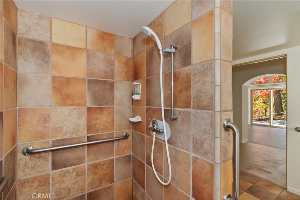 22 Holly Drive Property Photo 33