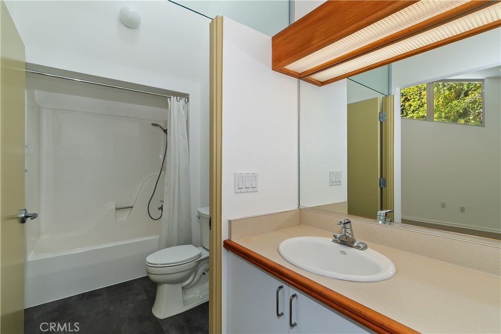 22 Holly Drive Property Photo 36