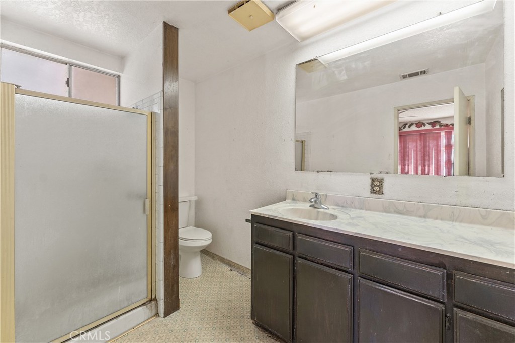 831 W Lugonia Property Photo 19