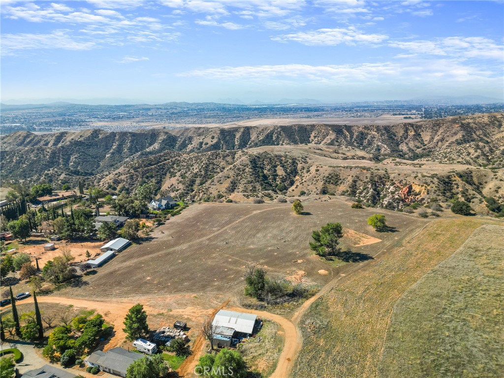 11055 Sunset Property Photo 8