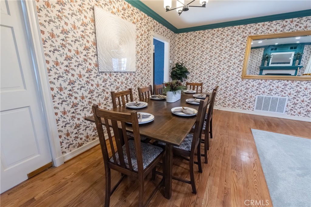 1660 Cascade Property Photo 23
