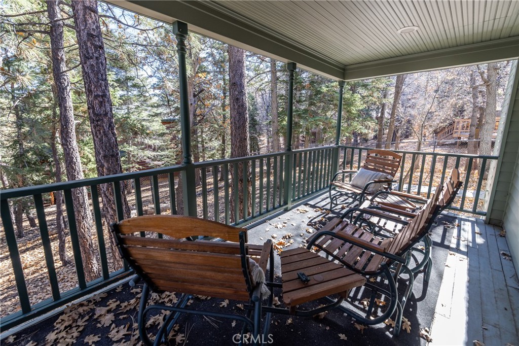 1660 Cascade Property Photo 39
