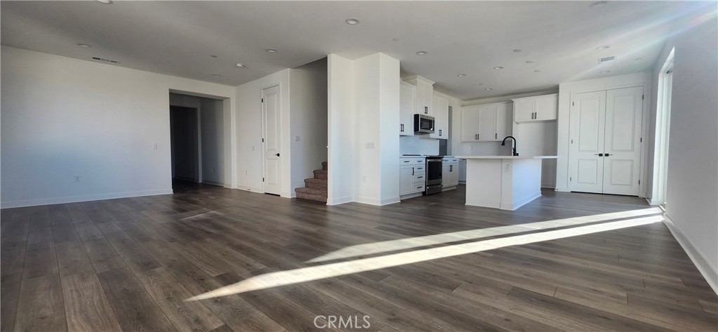 6356 Bassets Street Property Photo 4