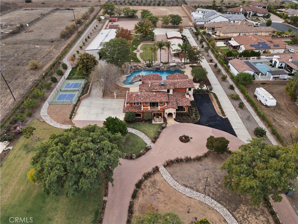 4050 Lester Property Photo 7