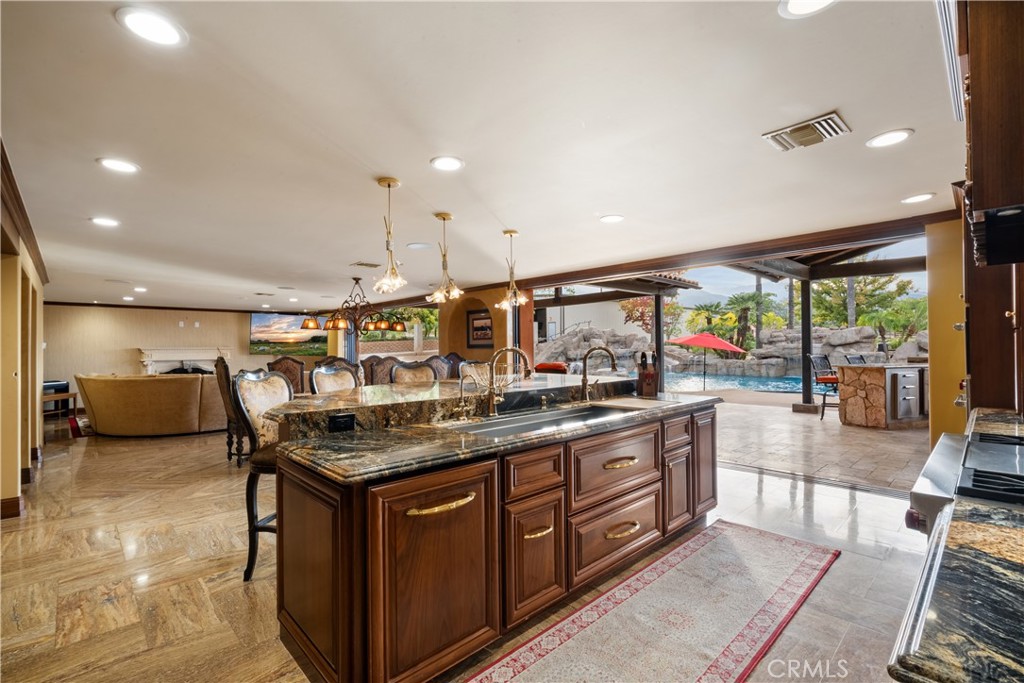 4050 Lester Property Photo 15