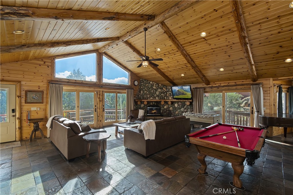 340 Stoney Creek Property Photo 12