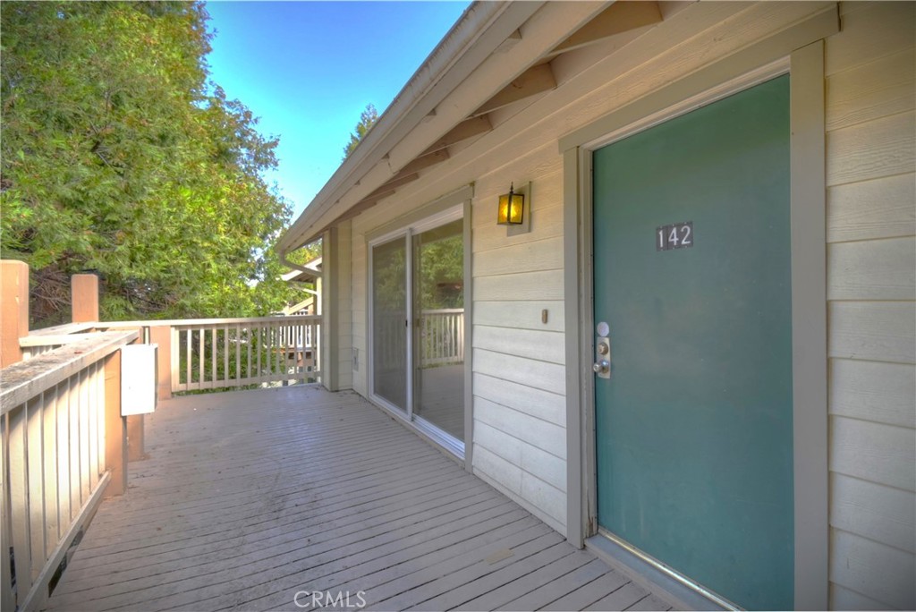 142 Rockledge Lane Property Photo 1