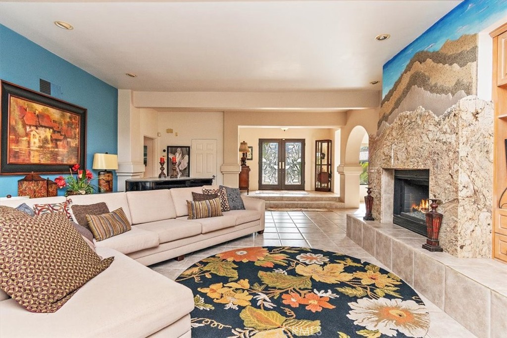 75270 Palm Shadow Drive Property Photo 4