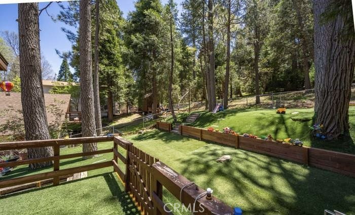 23095 Balsam Property Photo 4