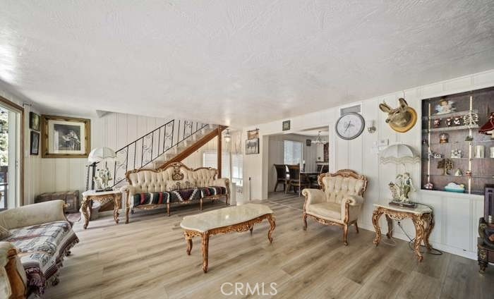 23095 Balsam Property Photo 6