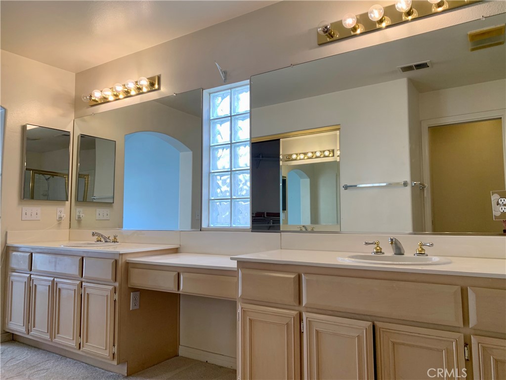 1418 Las Colinas Property Photo 16
