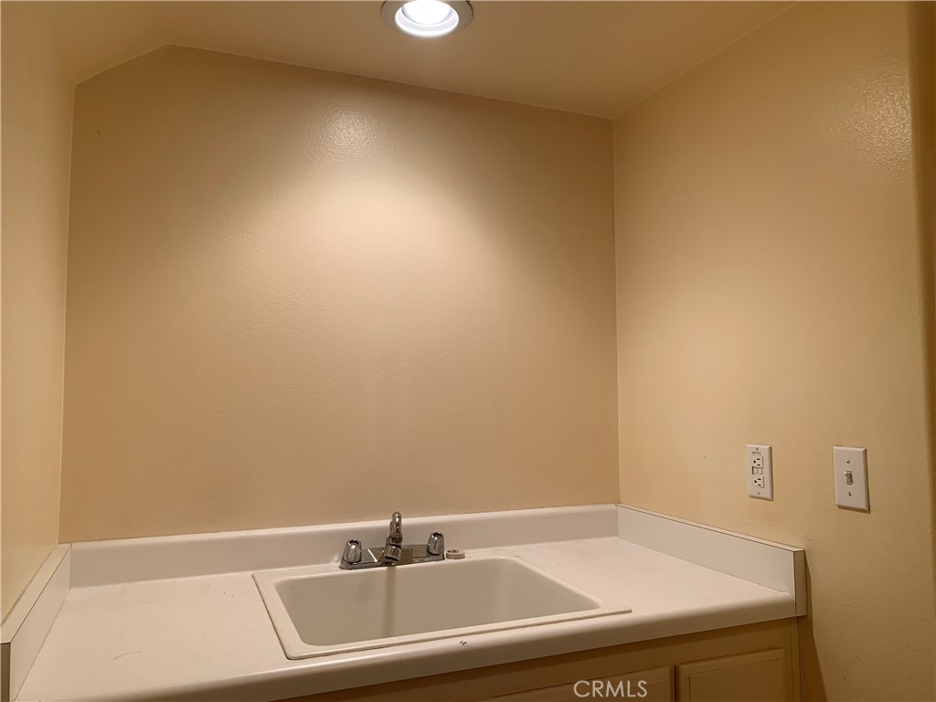 1418 Las Colinas Property Photo 23