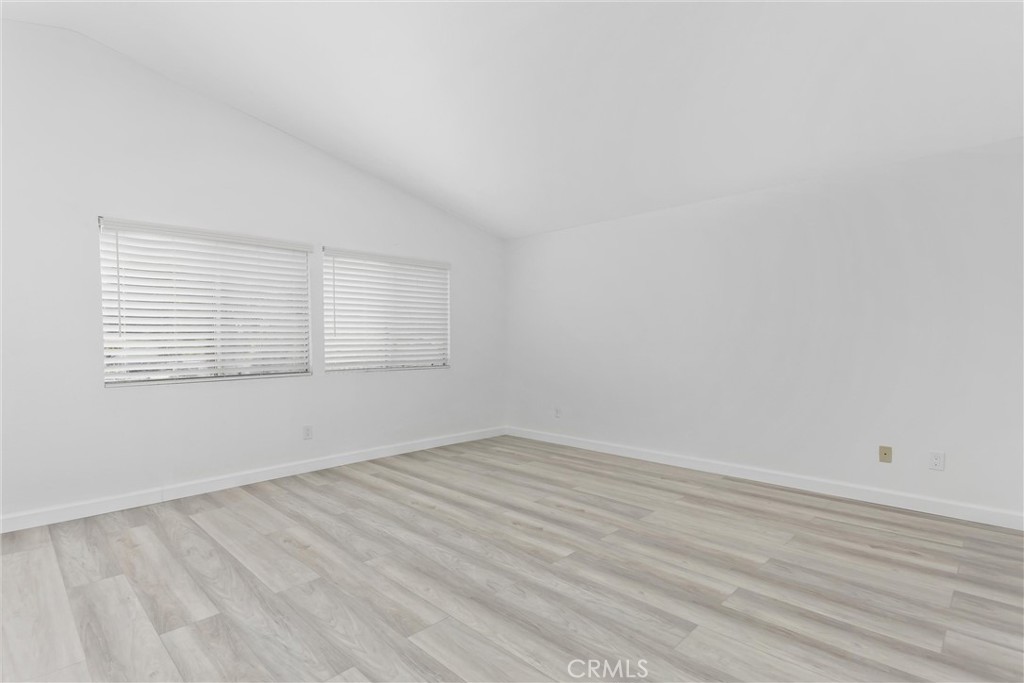 2584 Gunnison Property Photo 28