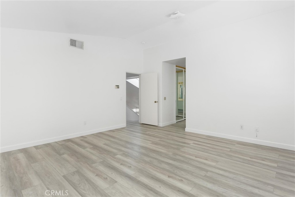 2584 Gunnison Property Photo 29